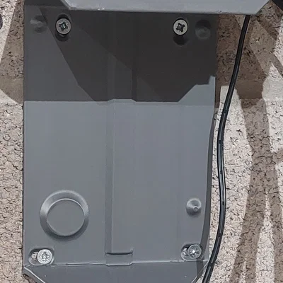 Giá treo tường tối ưu cho bộ sạc pin Bosch AL 1820 CV