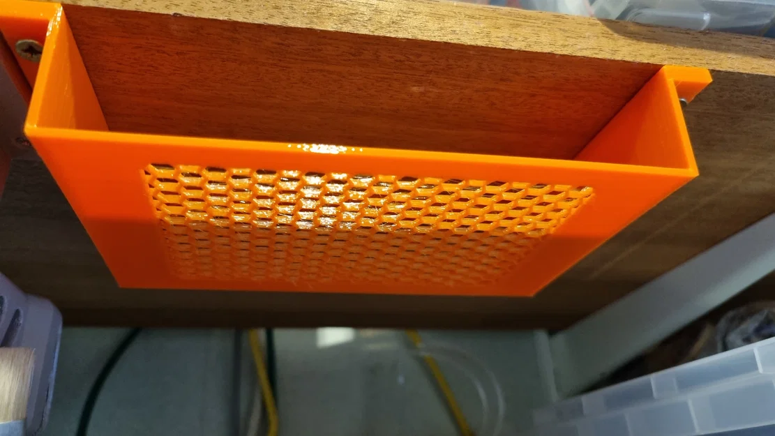 Giá gắn Netgear GS308 dưới kệ (Under Shelf Mount) - Image 3