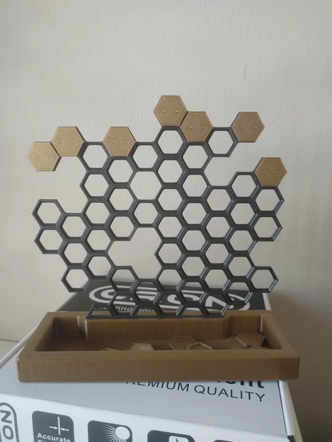 Kệ Treo Bông Tai Tổ Ong (Honeycomb Earring Stand) - Image 1