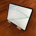 Giá đỡ iPad thiết kế cong hiện đại (iPad Stand / iPad Halter) - Thumbnail 6