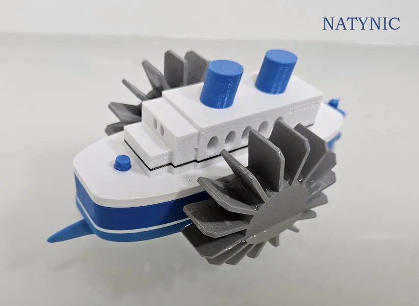 Tàu lưỡng cư NATYNIC (NATYNIC Amphibious ship) - Image 1