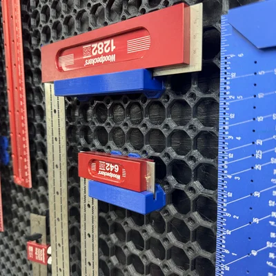 Giá treo thước kẻ Woodpeckers và iGaging cho Multiboard