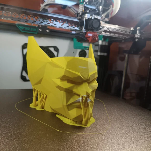 Bình/Chậu Low Poly Wolverine (Low Poly Wolverine Vase) - Image 4