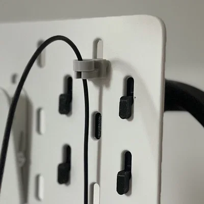 Skadis Cable Guide / Holder (Dẫn/Hold Dây Cáp Cho Bảng Skadis)