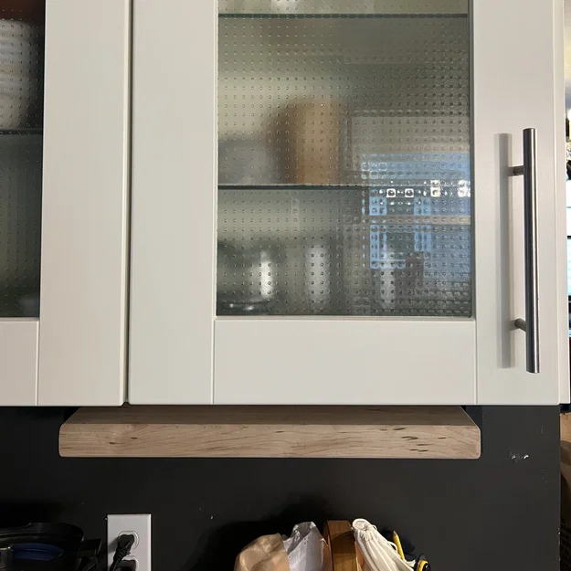 Giá Treo Thớt Dưới Tủ Bếp (Under Cabinet Cutting Board Holder) - Image 1