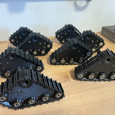 Traxxas TRX4 Chain Drive/Track Drive (All-Terrain Traxx) in 3D