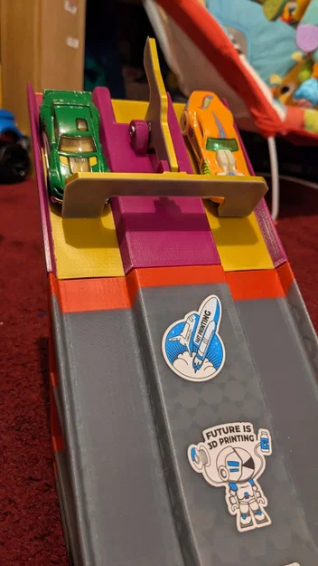 Ramp Hot Wheels và Cổng Xuất Phát Nhả Nhanh - Image 5