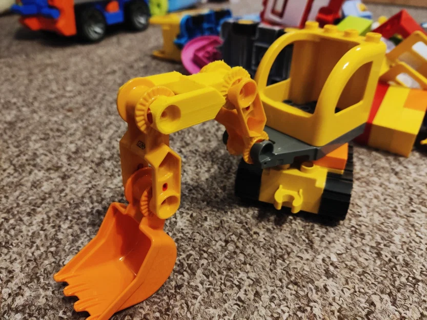 Lego Duplo excavator: gầu, tay cần, plate và cabin - Image 1