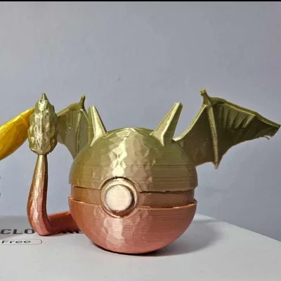 Mô hình Pokeball chủ đề Charizard độc đáo - Tự in 3D tại nhà