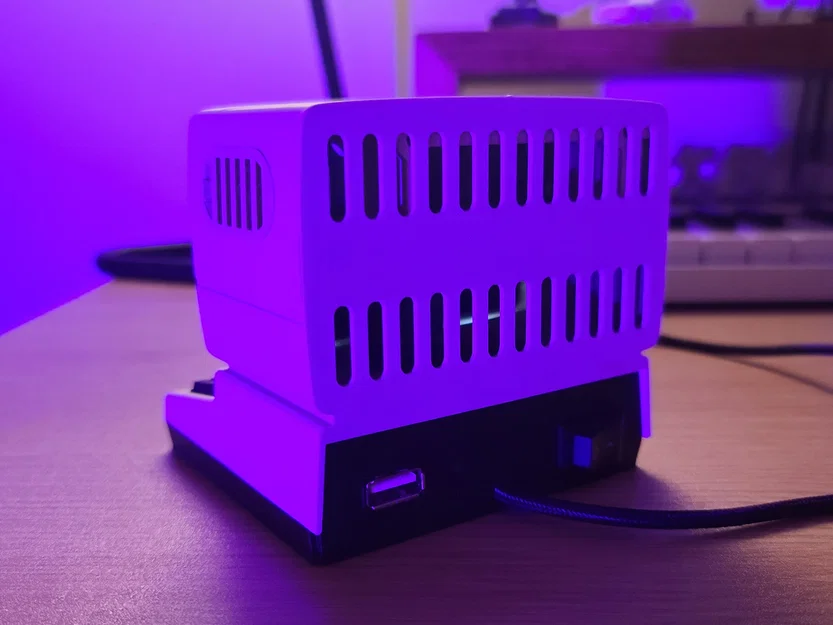 Máy tính mini retro chạy được (Working Tiny Retro PC) - Image 2