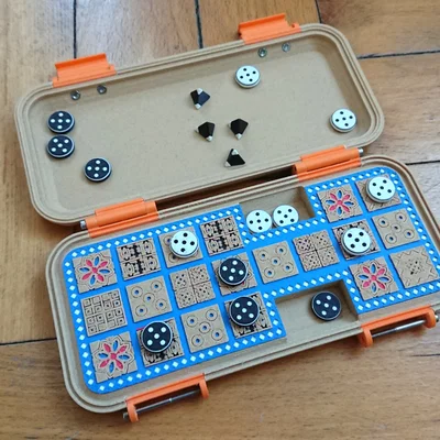 Royal Game of Ur (bản du lịch) – Bộ cờ cổ đại mang theo khi đi xa