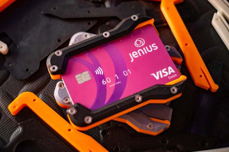 Tough Credit Card Holder – Kẹp/Hộp Đựng Thẻ Cứng Cáp - Image 3