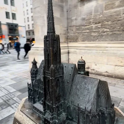 Mô hình Nhà thờ chính tòa St. Stephen (Stephansdom), Vienna