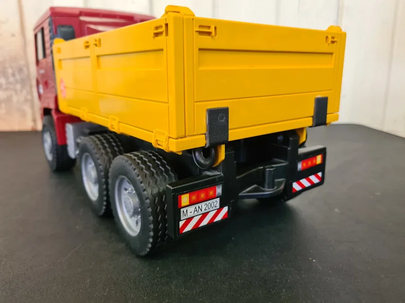 Bản lề thay thế cho cửa thùng xe Bruder MAN TGA - Image 1