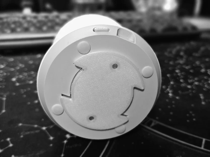 Đế treo tường 3D cho Camera thông minh Xiaomi C200 - Image 2