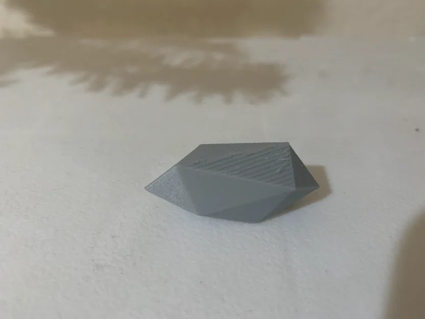 Mô hình mảnh pha lê (Crystal shard) in 3D sắc sảo và độc đáo - Image 1