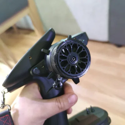 Nâng cấp vô lăng cho Radiomaster MT12 với Thumb Grip V2 (In 3D)