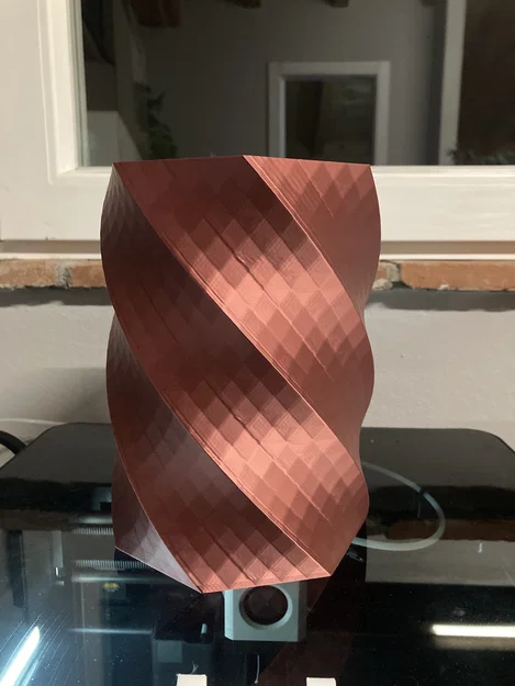 Bình hoa xoắn ốc Spiral Vase - Mẫu in 3D trang trí đẹp mắt - Image 1