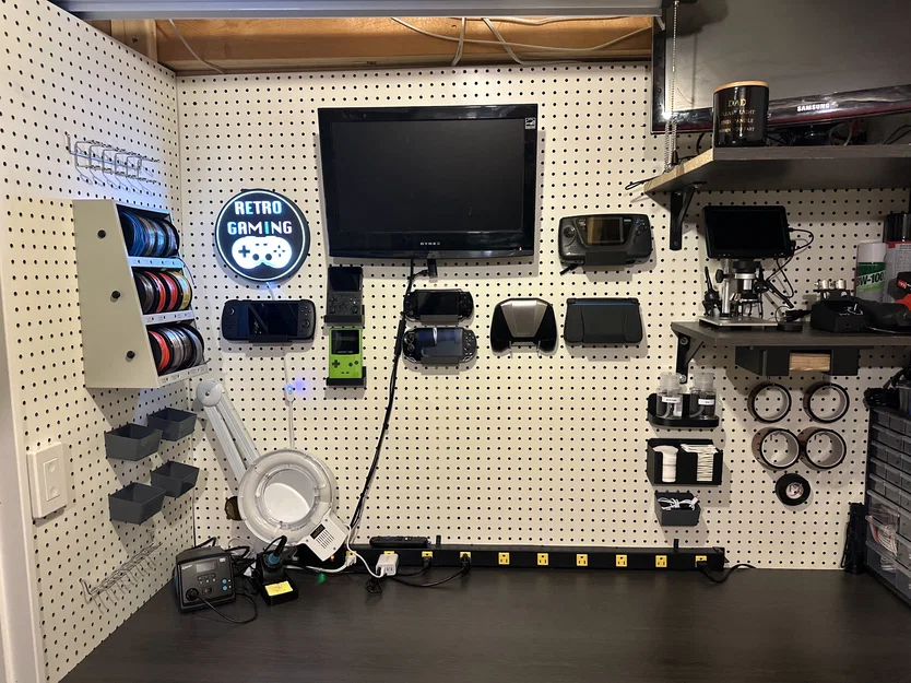 Móc treo tường Pegboard đa năng cho máy chơi game cầm tay - Image 1