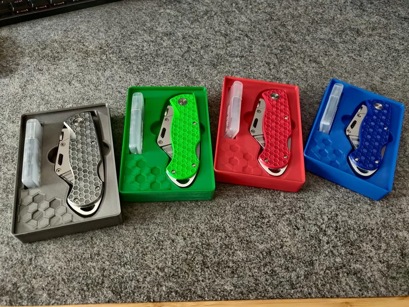 Hộp dao JerryRigEverything có nắp (Gridfinity & mang theo) - remix - Image 3