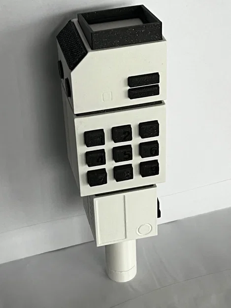 Space 1999 Commlock - Image 3
