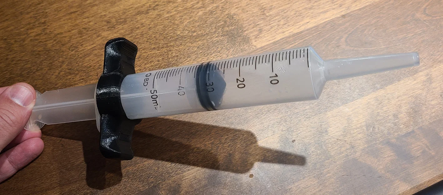 Tay Cầm Bơm Tiêm 60ml (60ml Syringe Grip) - Image 2