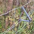 Ống cách điện hàng rào điện (Electric Fence Insulator) - Thumbnail 1
