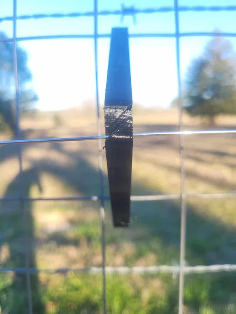 Cách điện hàng rào điện (Electric Fence Insulator) - Image 2