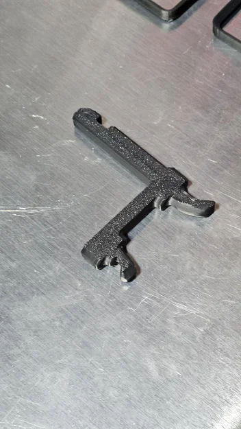 Móc Treo Trưng Bày Thuyền Benchy Trên Multiboard - Image 3