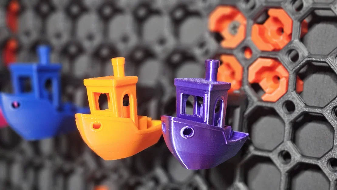 Móc Treo Trưng Bày Thuyền Benchy Trên Multiboard - Image 4