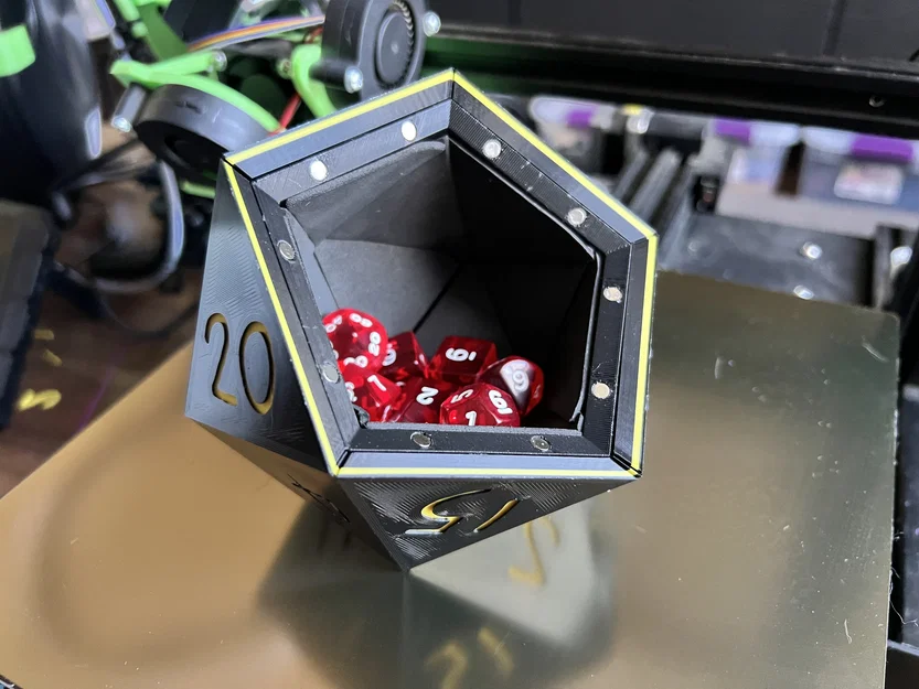 Hộp đựng xúc xắc D20 hình Icosahedron (Icosahedron D20 Dice Container) - Image 4