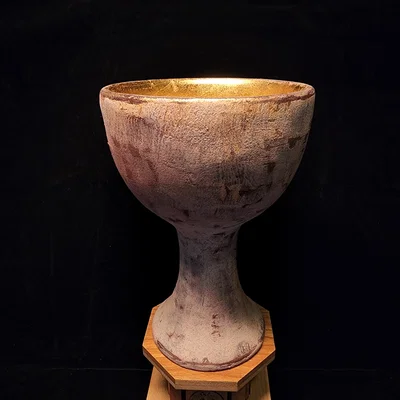 Chén Thánh (Holy Grail) – Indiana Jones
