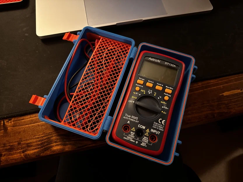 Hộp Multimeter Bền Bỉ Kèm Insert (AstroAI DT132A) - Image 1