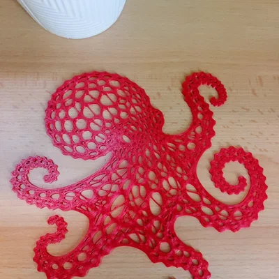 Trang trí tường bạch tuộc Voronoi (Octopus / Chobotnice)