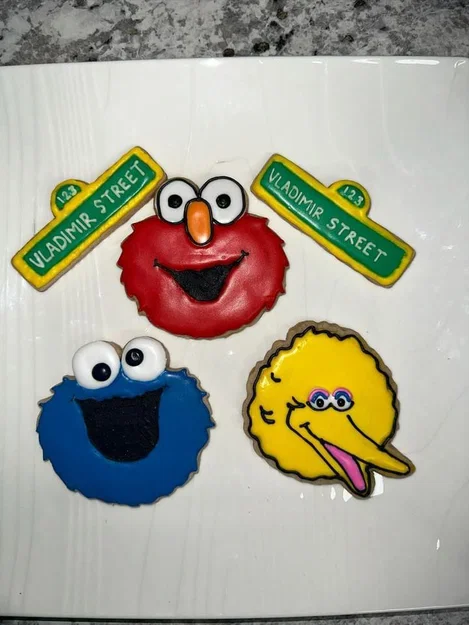 Bộ khuôn cắt bánh quy Sesame Street dễ thương cho bé - Image 2