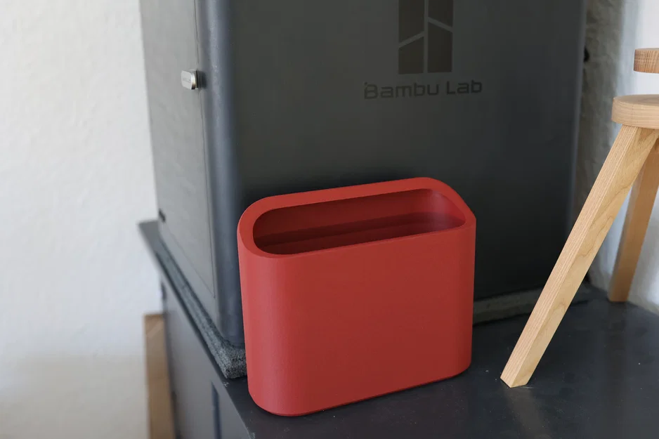 Thùng rác để bàn nhỏ gọn: Giải pháp gọn gàng cho góc làm việc 3D - Image 1