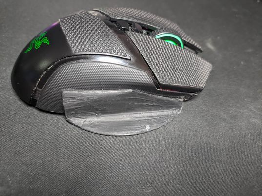 Razer Basilisk Pinky Rest (Gác ngón út) - Image 1