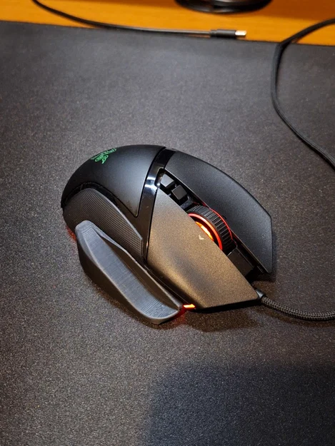 Miếng đệm kê ngón áp út cho chuột Razer Basilisk (3D Print) - Image 1