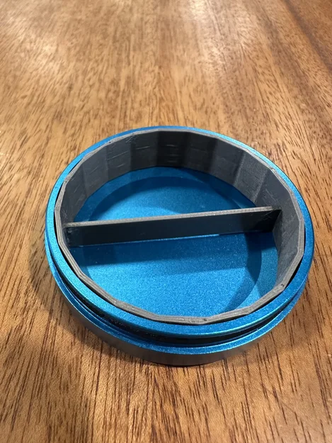 Khay chia ngăn tiện lợi cho hộp Zyn Icetool (The Can Divider) - Image 1