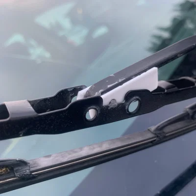 Kẹp Lưỡi Gạt Mưa Kính (Hook Type) – Windshield Wiper Blade Clip