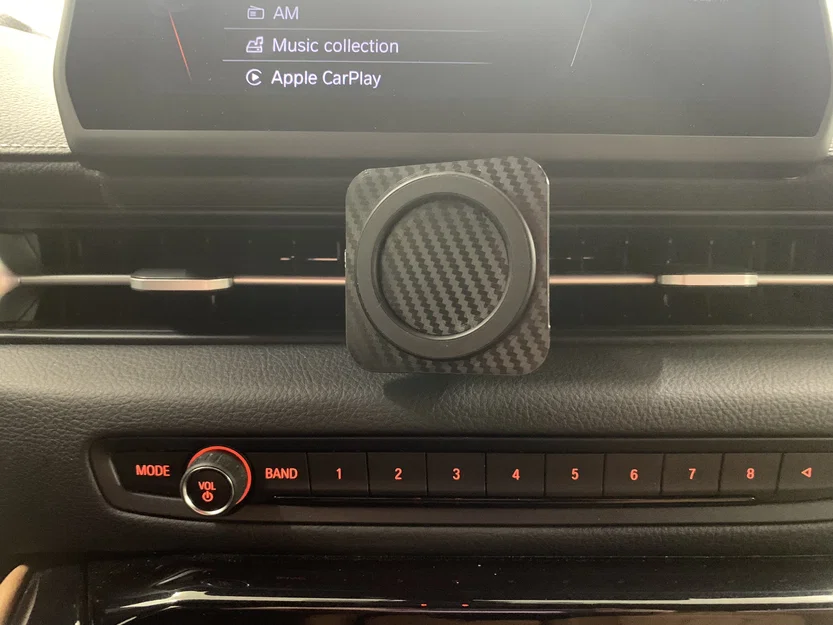Ngàm gắn điện thoại Magsafe cho Toyota GR Supra MKV (Dash Mount) - Image 1