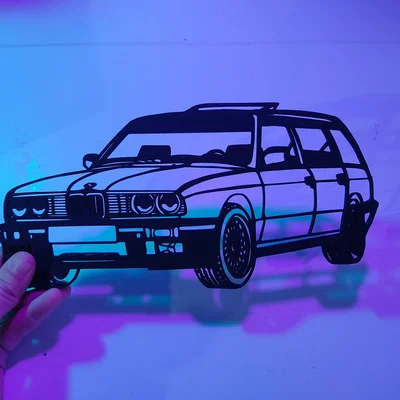 Silhouette BMW E30 touring treo tường
