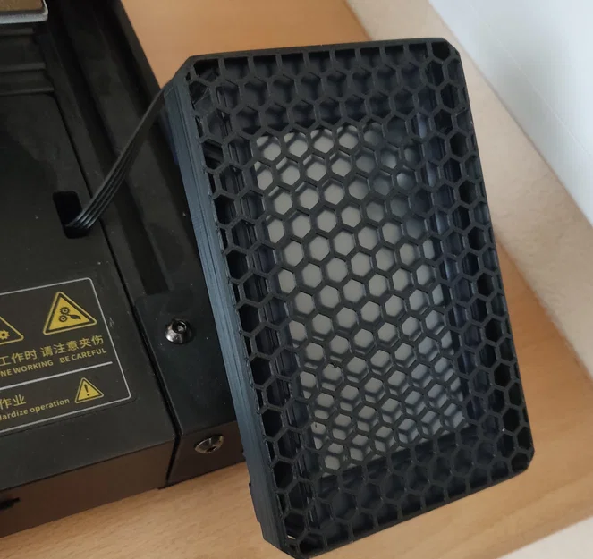 Khung bảo vệ màn hình tổ ong cho Anycubic Kobra (Anycubic Kobra Screen Cover) - Image 5
