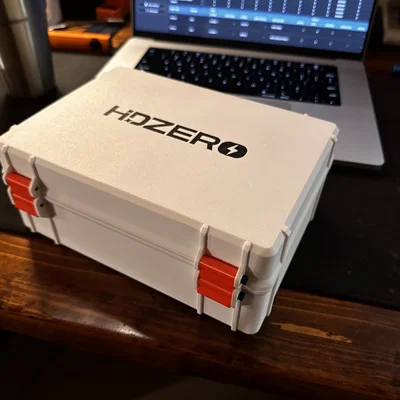 Hộp đựng kính HDZero kèm insert TPU & logo (tùy chọn)