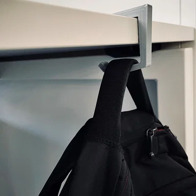 Móc Treo Balo (Backpack Hanger)