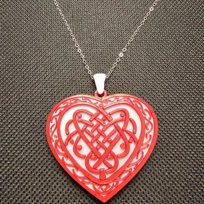 Mặt dây chuyền trái tim Valentine (Valentine Heart Pendant)
