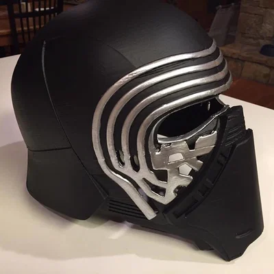 Mô hình mũ bảo hiểm Kylo Ren - Chia 8 phần cho máy in 3D cỡ nhỏ