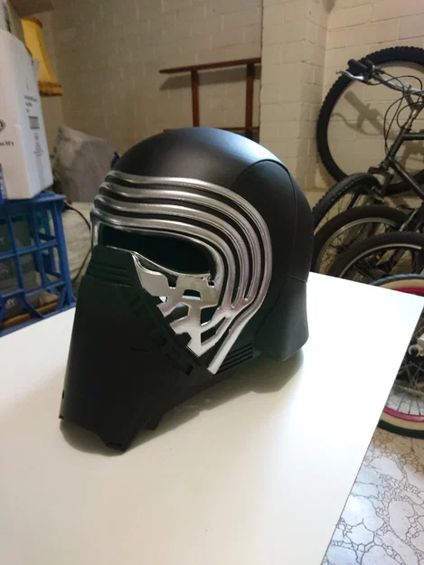 Mô hình mũ bảo hiểm Kylo Ren - Chia 8 phần cho máy in 3D cỡ nhỏ - Image 2