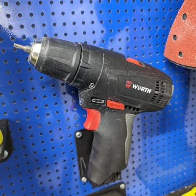 Giá treo máy khoan và pin Wurth Bosch 10.8V cho Pegboard 12mm