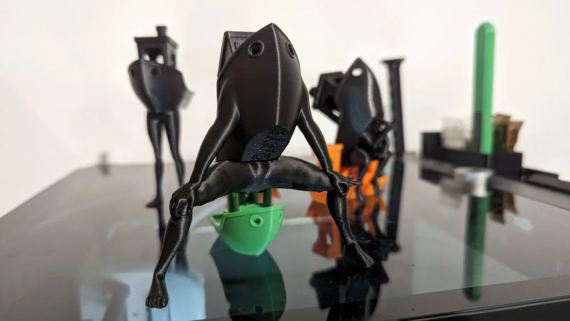 Twerking Benchy - Truly Cursed (Benchy Twerk Cực “Ám”) - Image 1